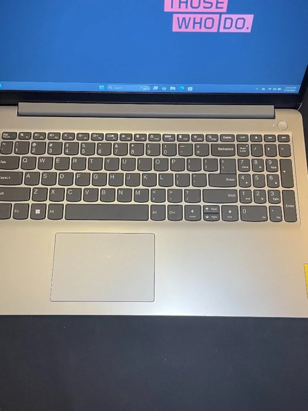 Lenovo IdeaPad 3 15IAU7